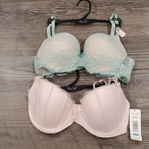 Rene Rofe Set of 2 Size 34C Bras